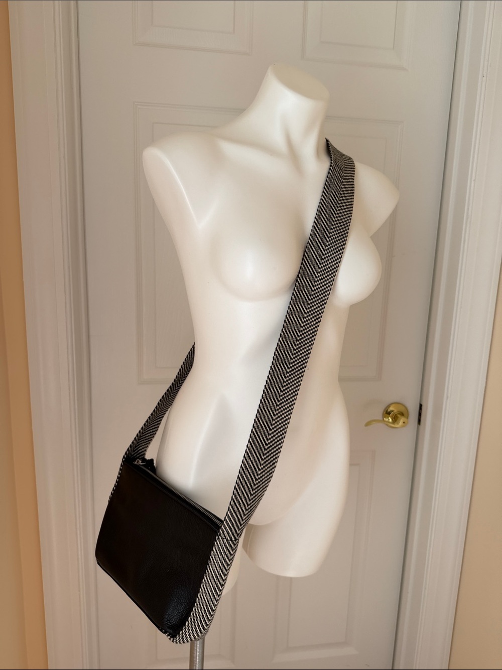 Lucky Brand Black Leather Crossbody Bag with Woven Black & Cream Strap